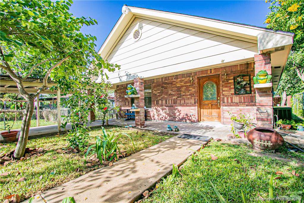 717 23rd Street - Photo 1