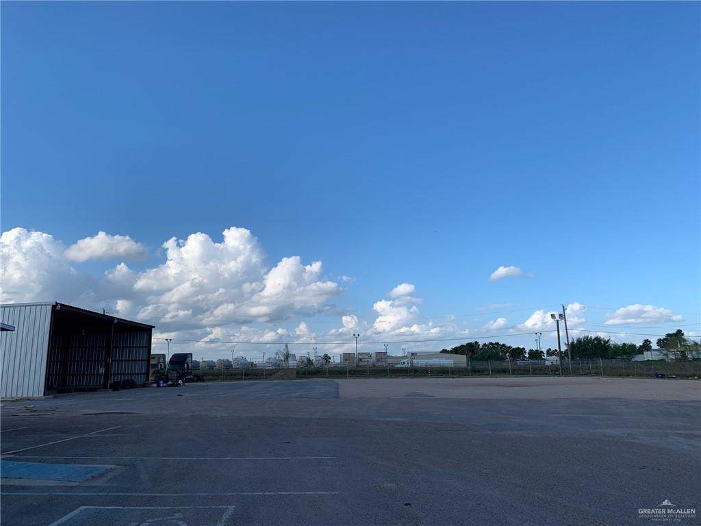 10008 B.R. Becker Lane - Photo 1