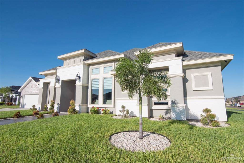 1807 Versailles Drive - Photo 1