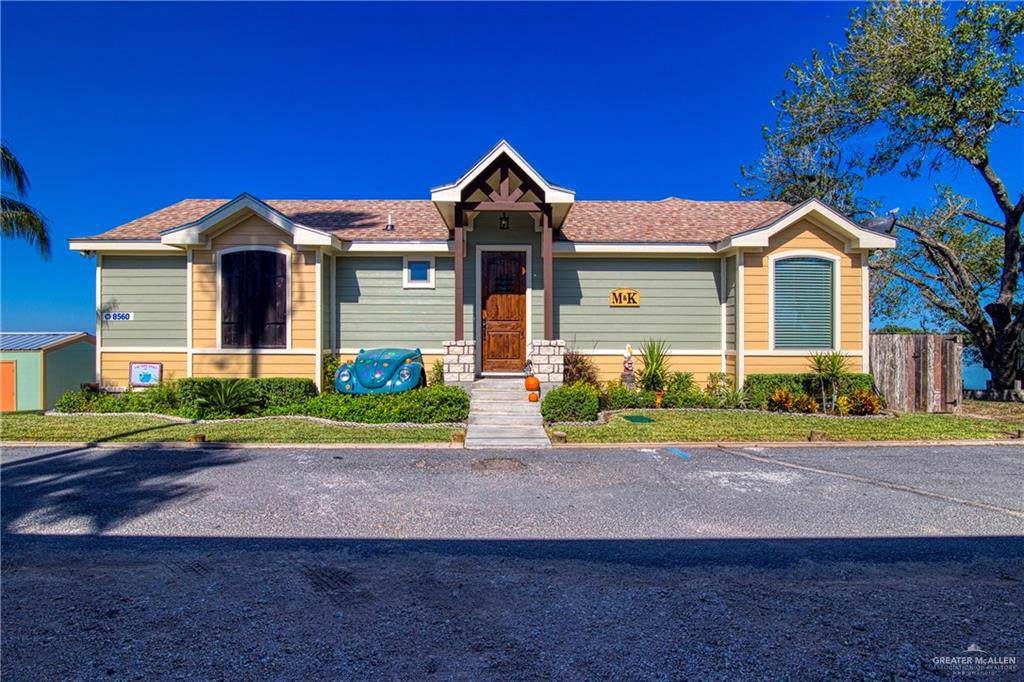 8560 Lago Vista Drive - Photo 1