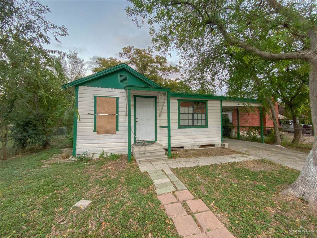 614 Eye Street - Photo 1