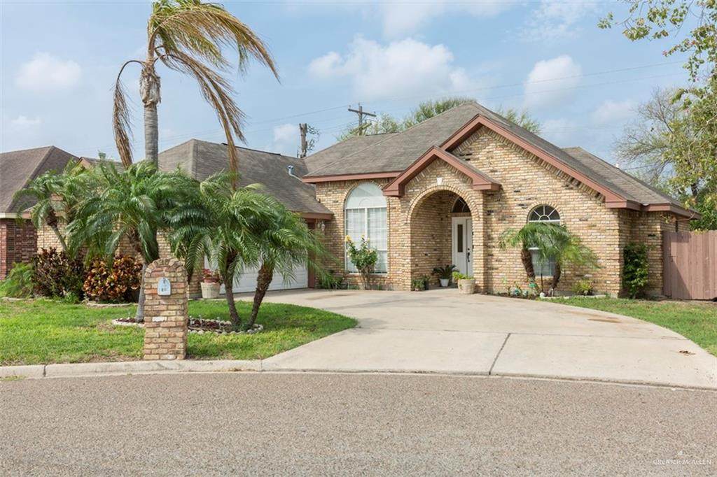 811 Standford Court - Photo 1