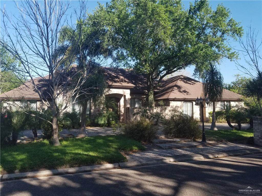 2301 Greenbriar Square - Photo 1