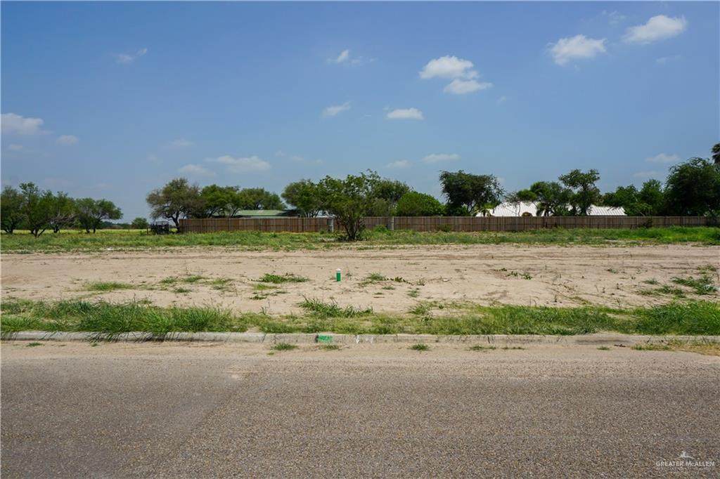 1512 Esperanza Avenue - Photo 1