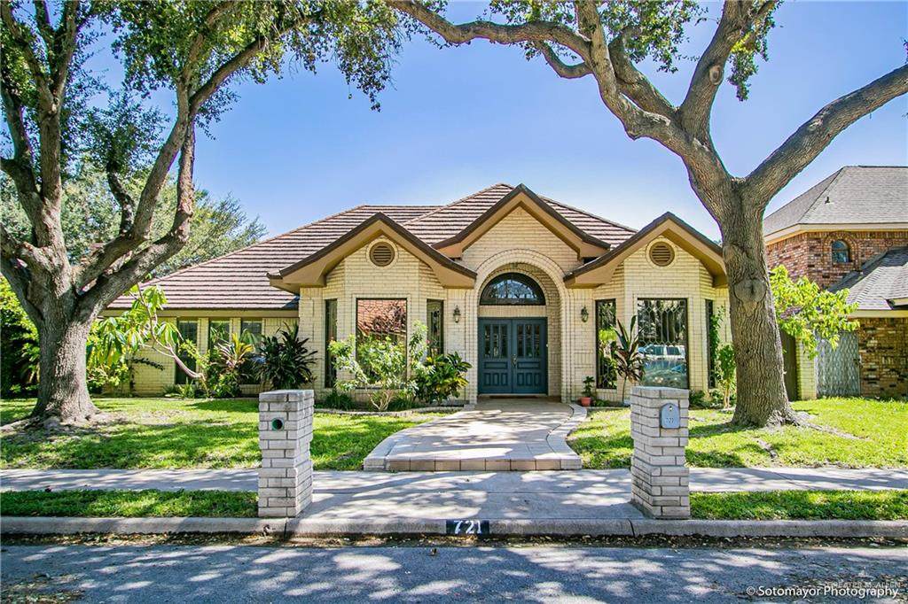 721 Bluebird Avenue - Photo 1