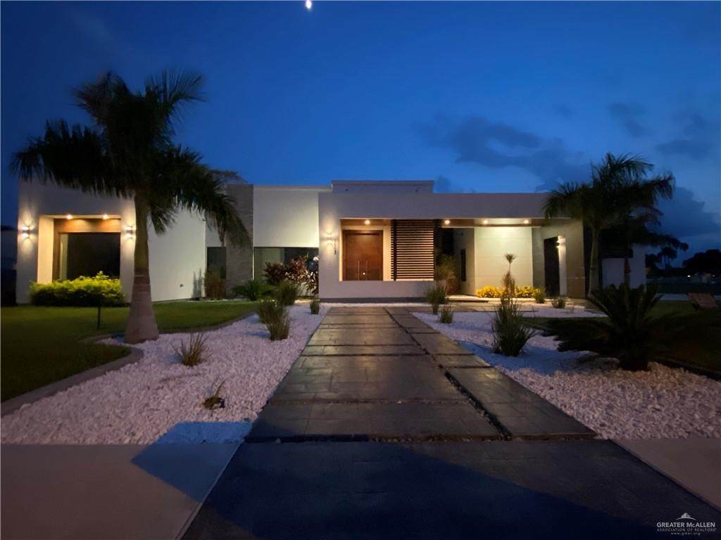1513 Serengeti Way - Photo 1