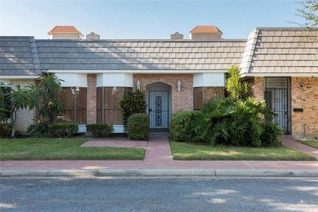 220 Toronto Avenue - Photo 1