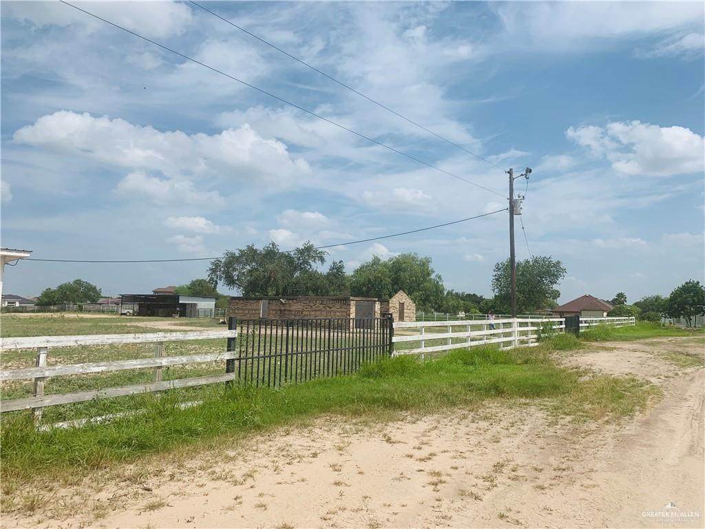 2808 Jackson Avenue - Photo 1