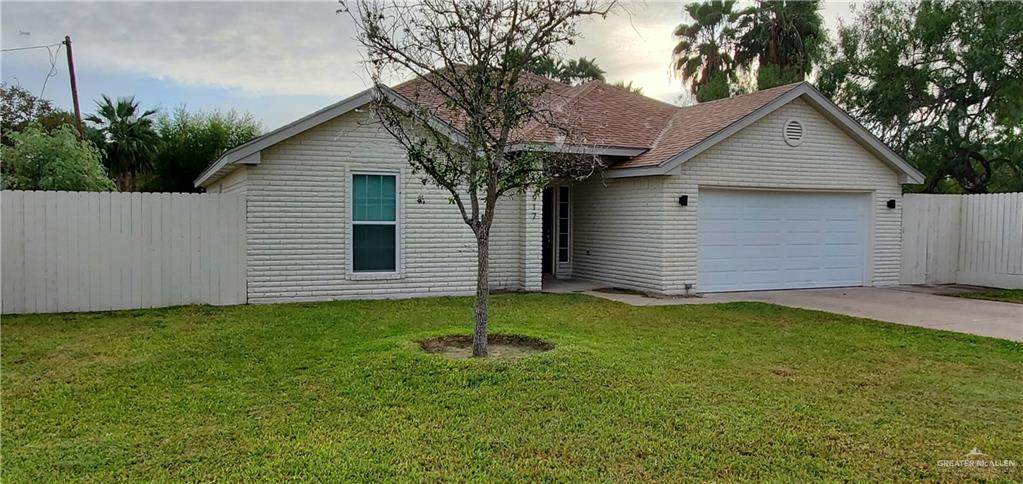 917 Kika De La Garza Boulevard - Photo 1