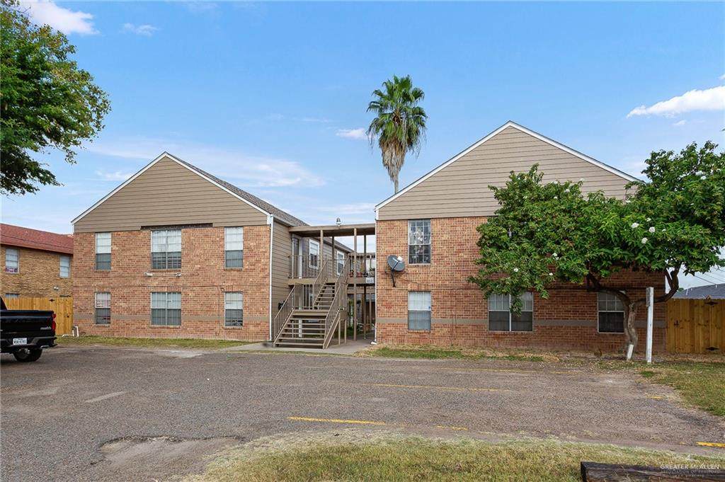 1006 Kelly Avenue - Photo 1