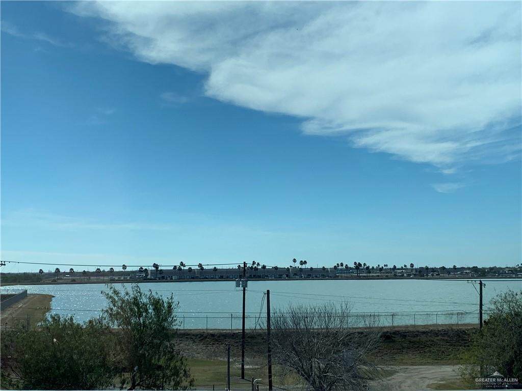1901 23rd Street - Photo 1