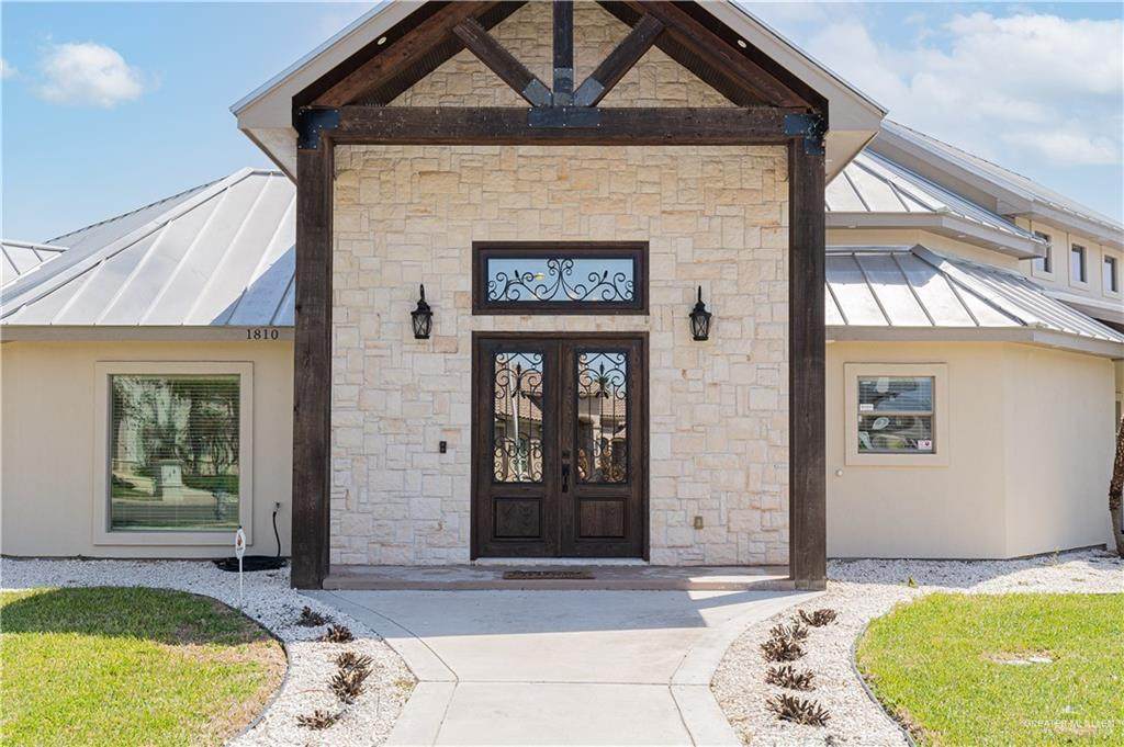 1810 Jim Schroeder Street - Photo 1