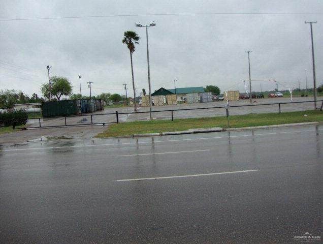 3100 University - Photo 1