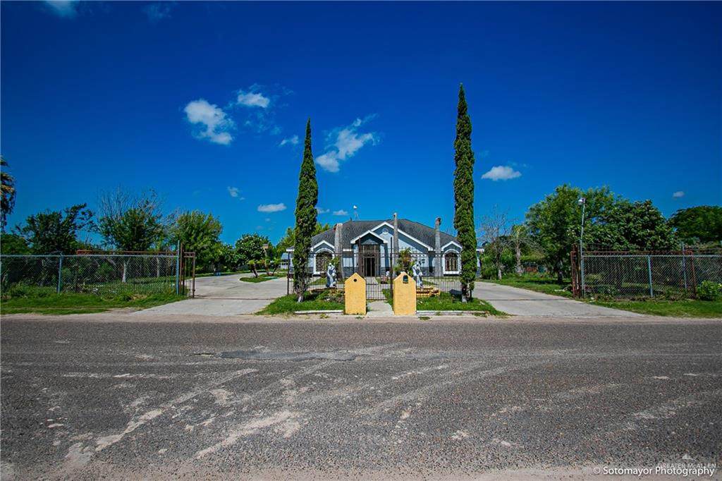 16909 Date Palm - Photo 1