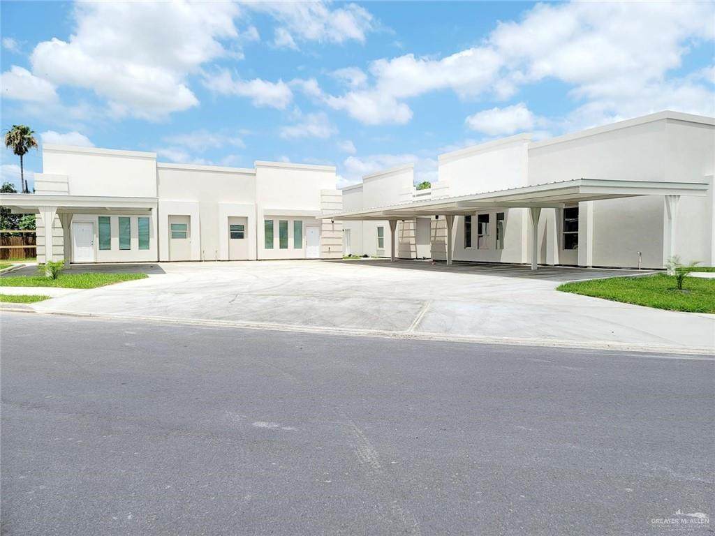 3701 Bella Costa - Photo 1