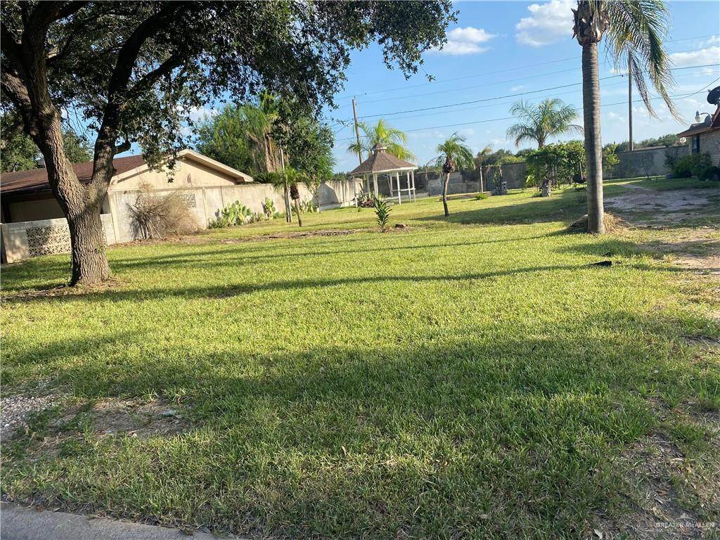 3413 Harvey - Photo 1