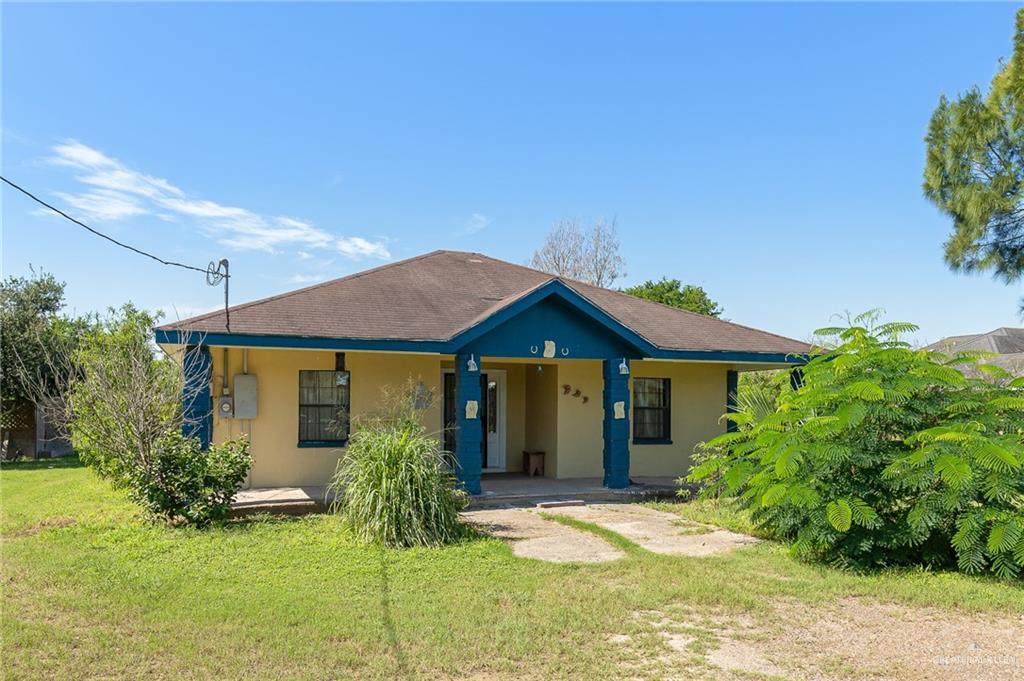 21564 Espinoza - Photo 1
