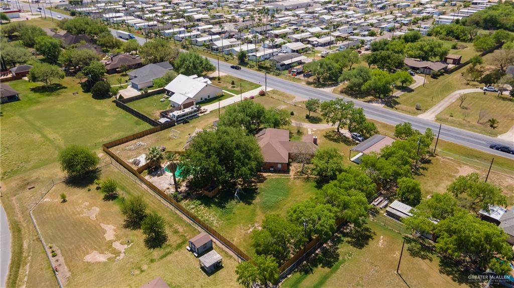 402 Alamo - Photo 1