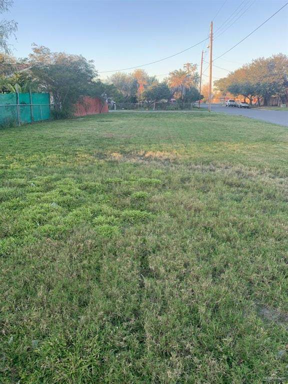 2202 Dennise - Photo 1