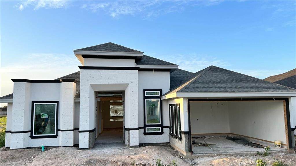 407 Royal - Photo 1