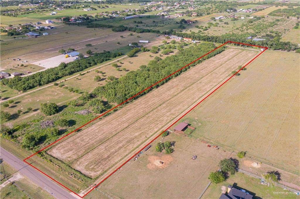 22610 Uresti - Photo 1