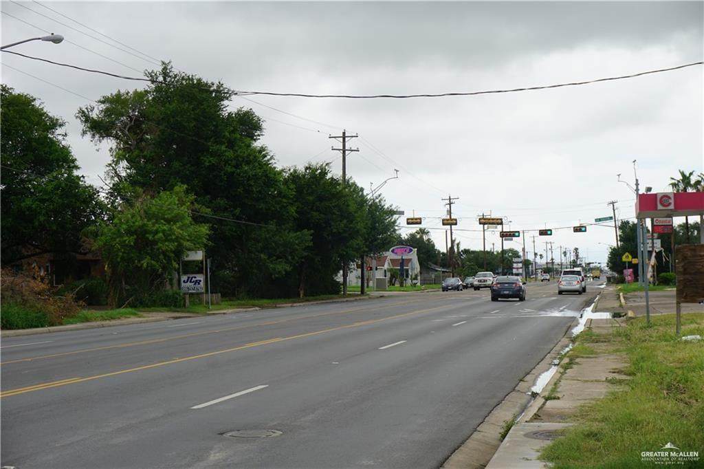915 Veterans - Photo 1