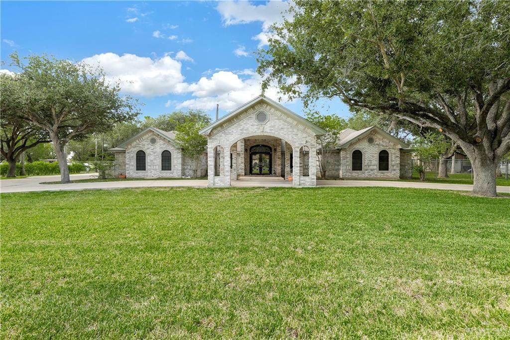 906 Lantana - Photo 1