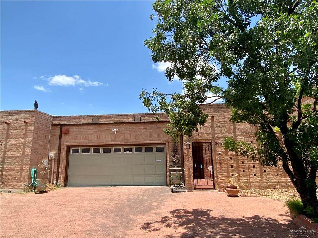 304 Victoria - Photo 1