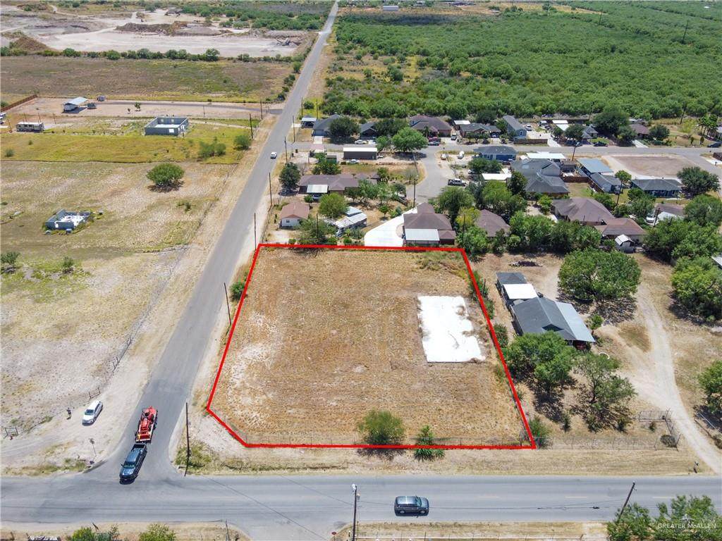1120 El Pinto - Photo 1