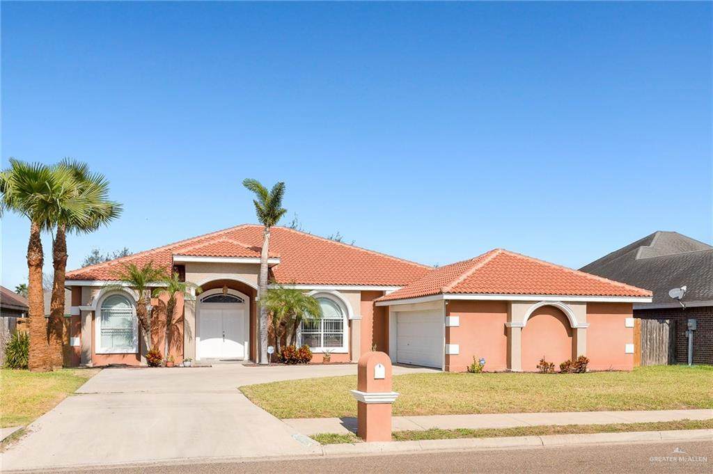 807 Las Brisas - Photo 1