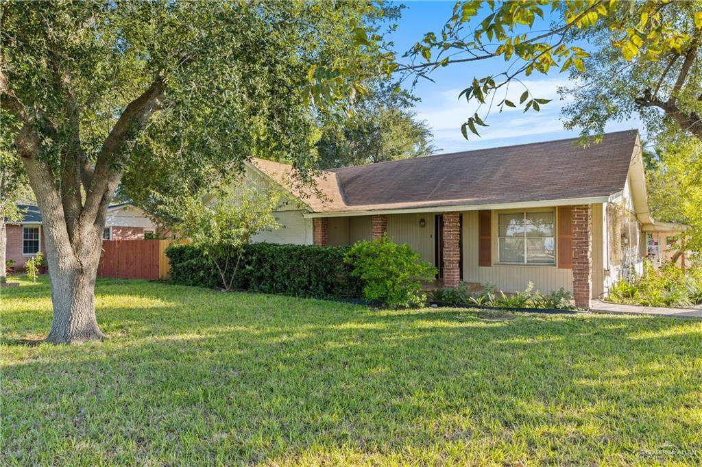 700 Sam Houston - Photo 1