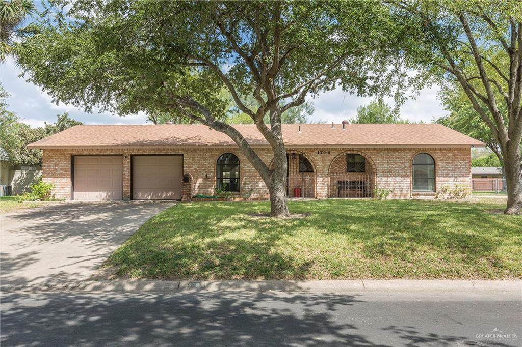 1706 Gardenia - Photo 1