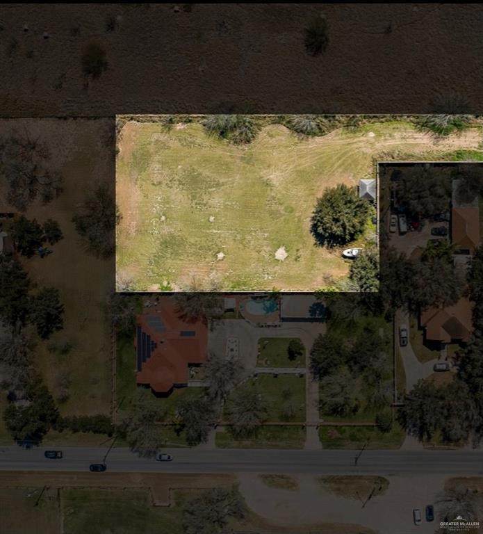 5017 Auburn - Photo 1
