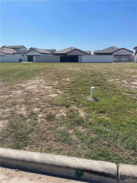 605 Grayson - Photo 1