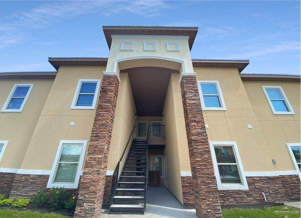 901 Redbud - Photo 1
