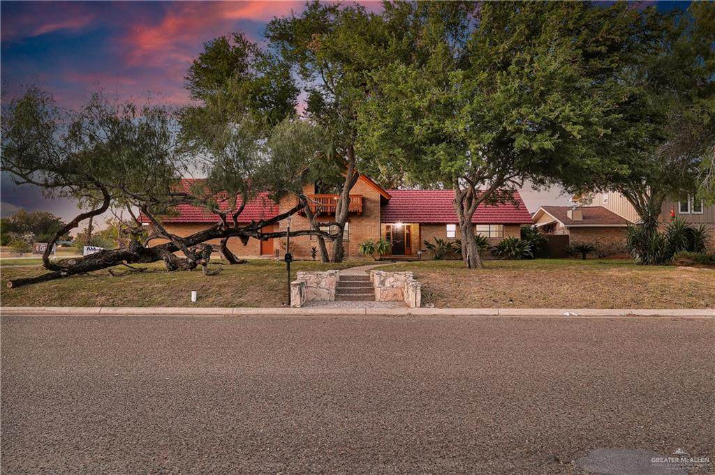 1210 Valley View - Photo 1