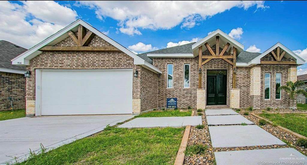708 La Pointe - Photo 1