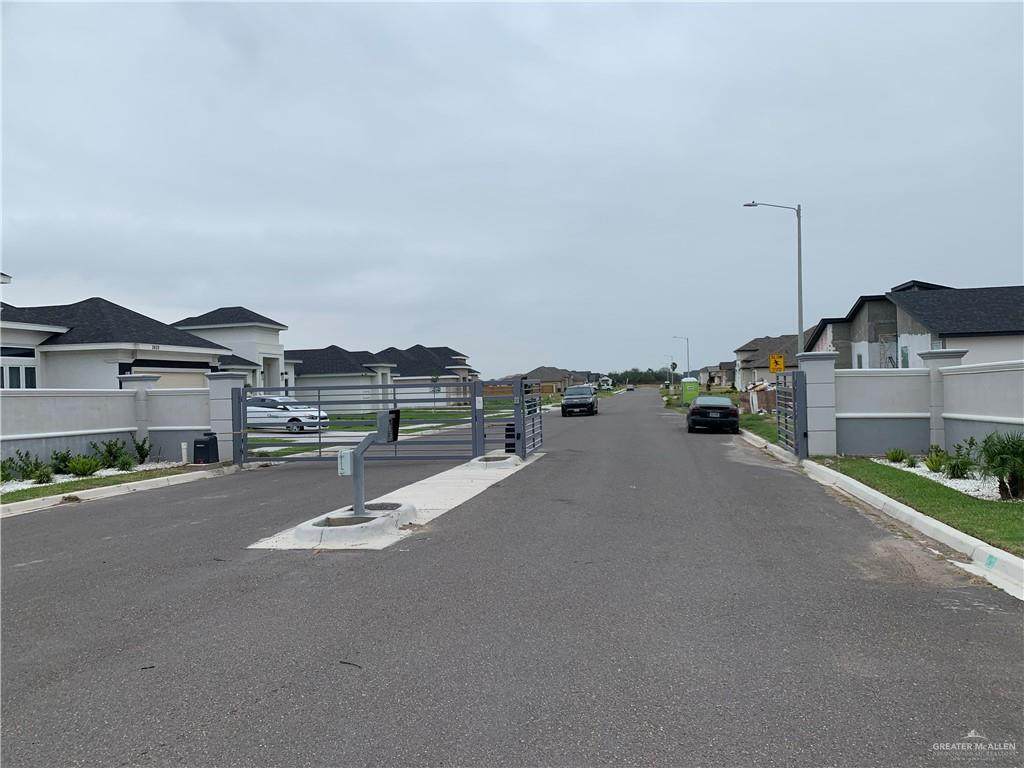 2401 Deion - Photo 1