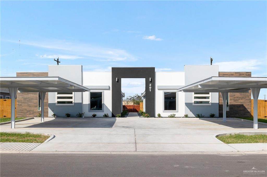 300 Rutherford - Photo 1