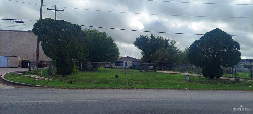 508 Cesar Chavez - Photo 1