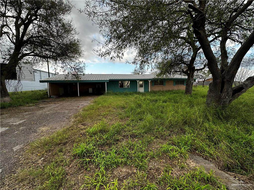 2904 Alamo - Photo 1