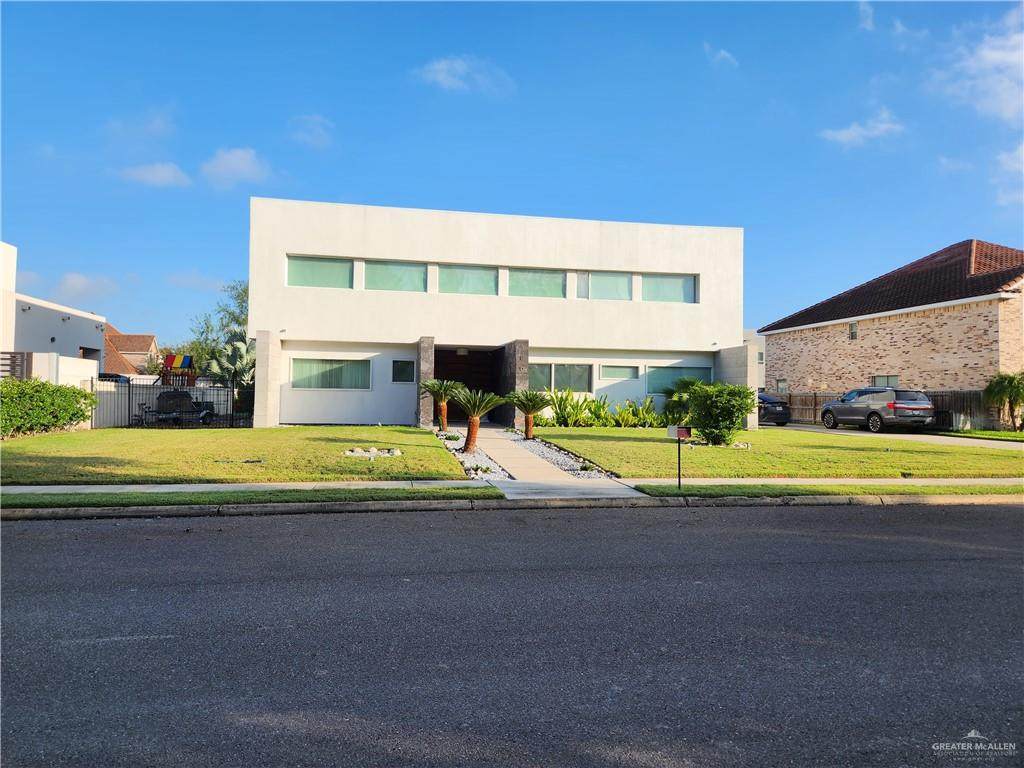 1805 Trinity - Photo 1