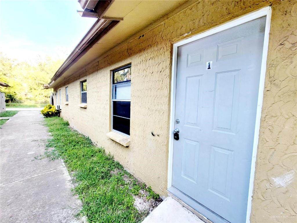 5021 Auburn - Photo 1