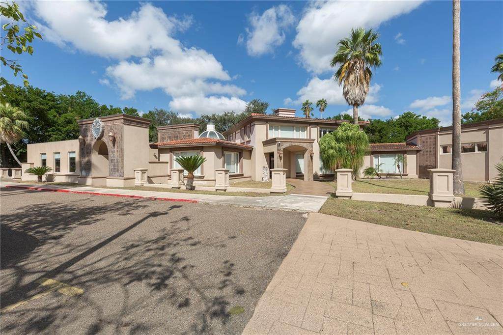 800 Sam Houston - Photo 1