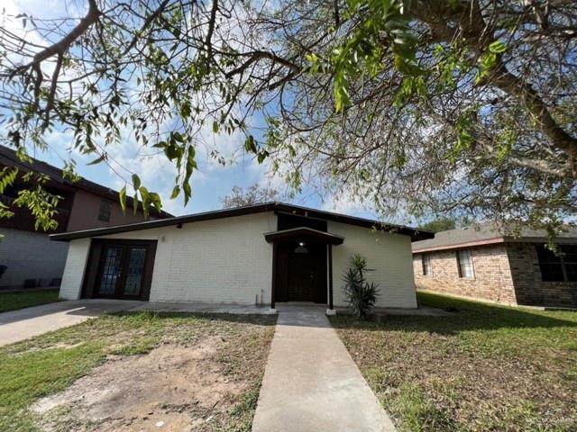 74 Armstrong - Photo 1
