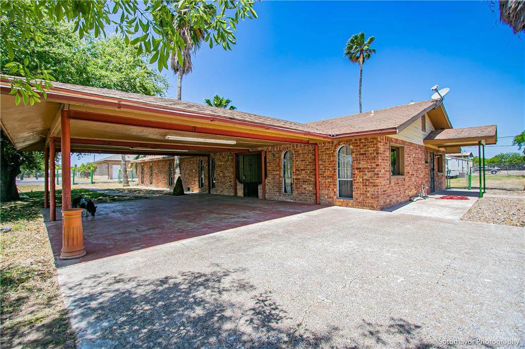 2603 Main - Photo 1