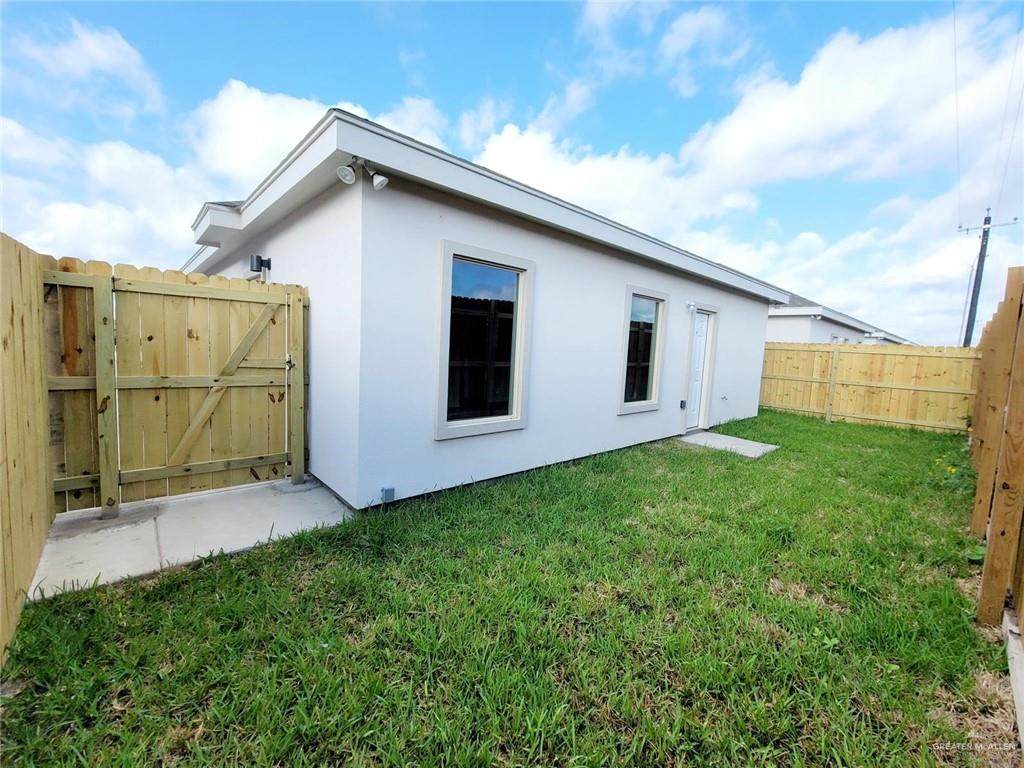 5700 Sandpiper - Photo 1