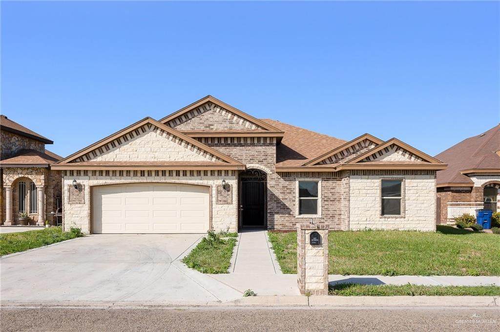 907 Villa Del Prado - Photo 1