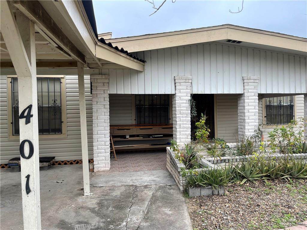 401 17th - Photo 1