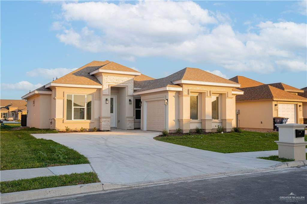 522 Oak Ridge - Photo 1